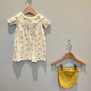 NWOT Kate Quinn 3-6 mo matching honeybee dress and yellow bloomers